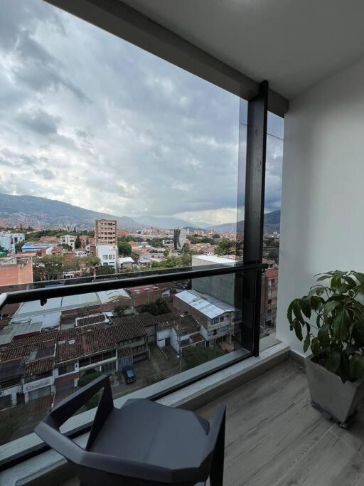 Apartamento Loft Confort In Torre Zurich 901 Medellín